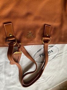 Prada kabelka