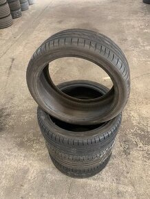 Nokian Zline 245/40 r20