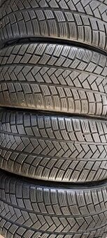 Predám 4ks pekné zimné 225/40r18-92W Vredestein