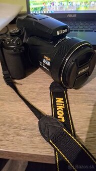 NIKON P1000