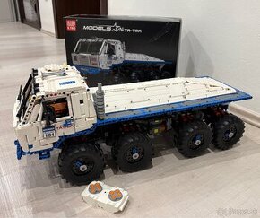 Mould King Tatra T813 8x8 All Terrain Truck RC - 1