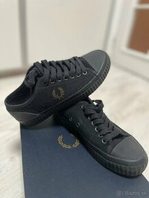 Fred Perry tenisky