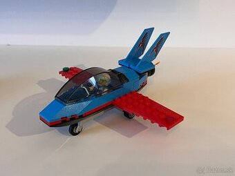 Lego lietadlo 60323