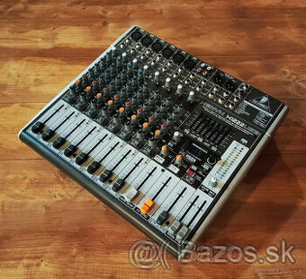 BEHRINGER Xenyx X1222 USB