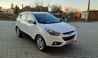 Hyundai Ix35 4WD 2.0CRDi 135Kw R.V. 2016 A/T VGT Premium