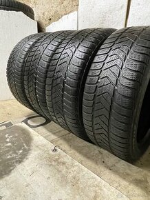 Pirelli 225/45 R18 4x=140€