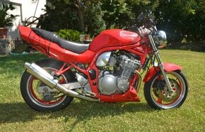 SUZUKI BANDIT 600 - TREBA PRETESNIŤ KRÚŽKY