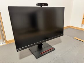 27" 4K monitor. Lenovo ThinkVision P27u-20 + Webkamera