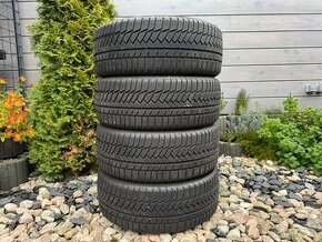 215/45 R17