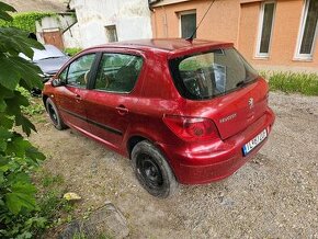 NEPOJAZDNY PEUGEOT 307 2.0HDI