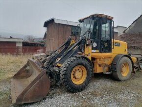 JCB 411