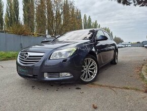 Predám  Opel Insignia ST 2.0 CDTI 160k Cosmo AWD