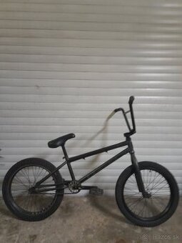 Bicykel BMX MONGOOSE L100 2020 - 1