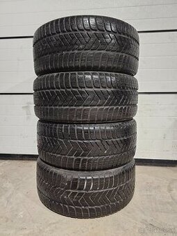 Zimné Pneu Pirelli 245/40 R18 - 1