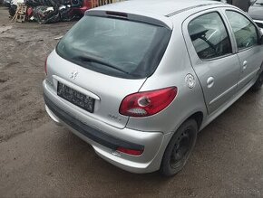 Peugeot 206 Plus Rozpredám - 1