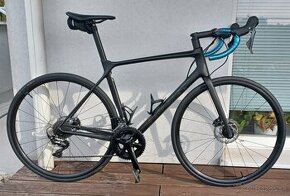 Cestný bicykel Giant TCR Advanced Disc 2 Pro Compact