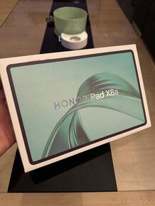 Predam Honor Pad x8a (4/128Gb) novy