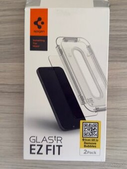 Spigen Glass tR EZ Fit  Transparency iPhone 15