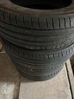 Pneumatiky 215/65 R16