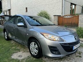 Mazda 3 1.6i benzin 2010 175000km PLNE POJAZDNÉ - 1