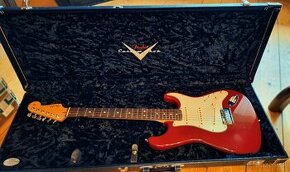 Predám Fender Custom Shop Deluxe Dakota Red rok 2010