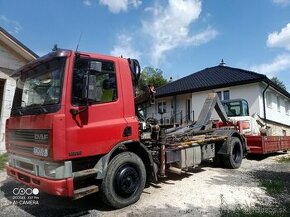 DAF 65.210 hakový nosič + hydraulická ruka 4T+ vidly - 1