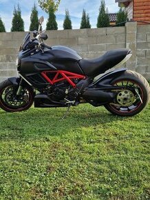 Ducati Diavel