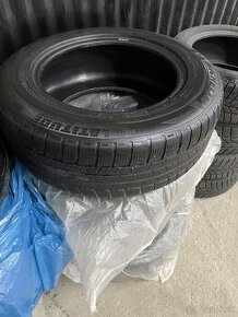 Michelin zimné 235/65 r17