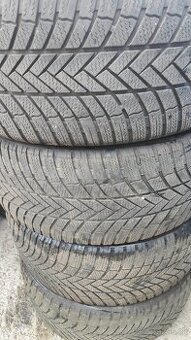 Bridgestone Blizzak LM005 275/40 R22