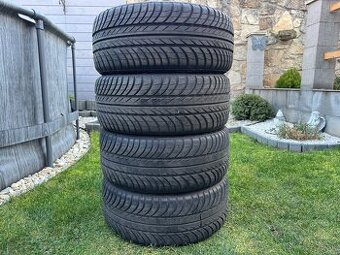 225/45 R17