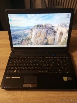 15,6" notebook Fujitsu Lifebook AH530 / 4GB/128GB TOP stav