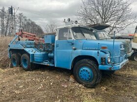 Odtahove vozidlo Tatra 148 6x6 odtahovka rv 1983