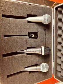 Shure Beta a58, Shure SM 58, AKG