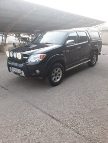 Predám Toyotu Hilux 4 WD 3.0TD 126,0 KW