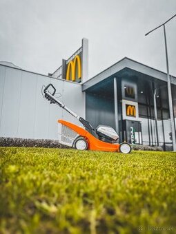 Predám aku kosačku STIHL RMA 448 TC