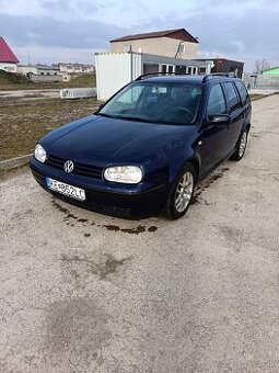 VW Golf 4