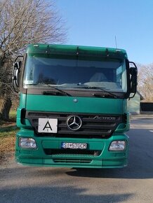 Retazovy nosič Mercedes actros 1844