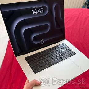 Apple Macbook Pro 16 M2 Pro silver