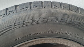 Predam 4ks zimne pneumatiky s plechovymi diskami 195/65 R15