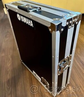 Yamaha rack na mixpult