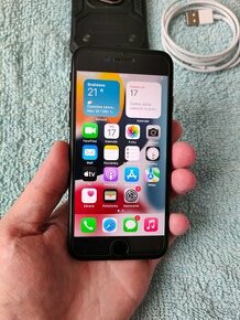 Apple iphone 7 32GB black