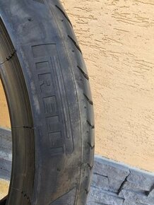 225/45 r19 Pirelli P zero