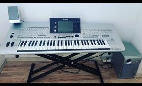 Yamaha Tyros 3