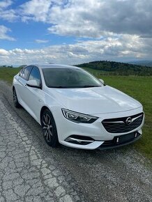 Opel Insignia 2.0 CDTI - 1