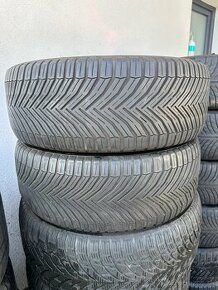 225/55 R19 Michelin