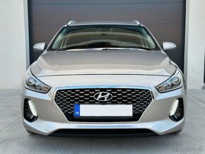 HYUNDAI I30 CW 1.4 T-GDI FAMILY 103kW / SK AUTO / 1.MAJITEĽ