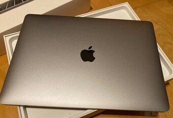 Predám Macbook Pro 2017