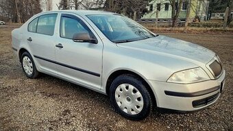 SKODA OCTAVIA 2 TOUR 1.6MPI; 2011; 215TKM