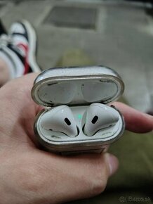 Airpods  2