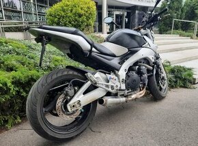 Suzuki GSR 600